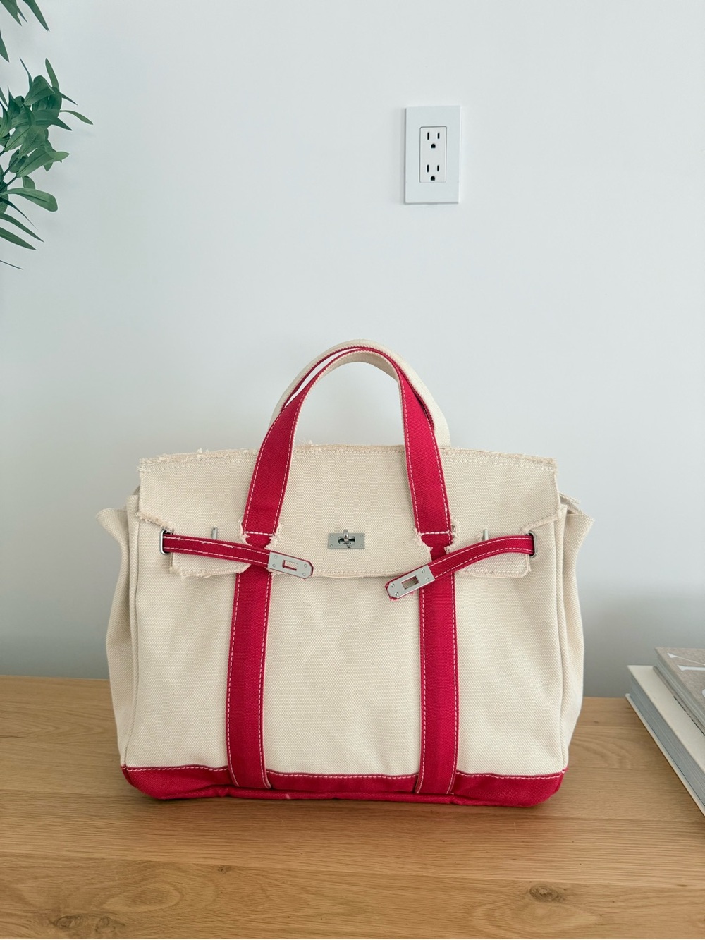 Boatkin Sunwin  New Canvas Tote Bag with Red Trim